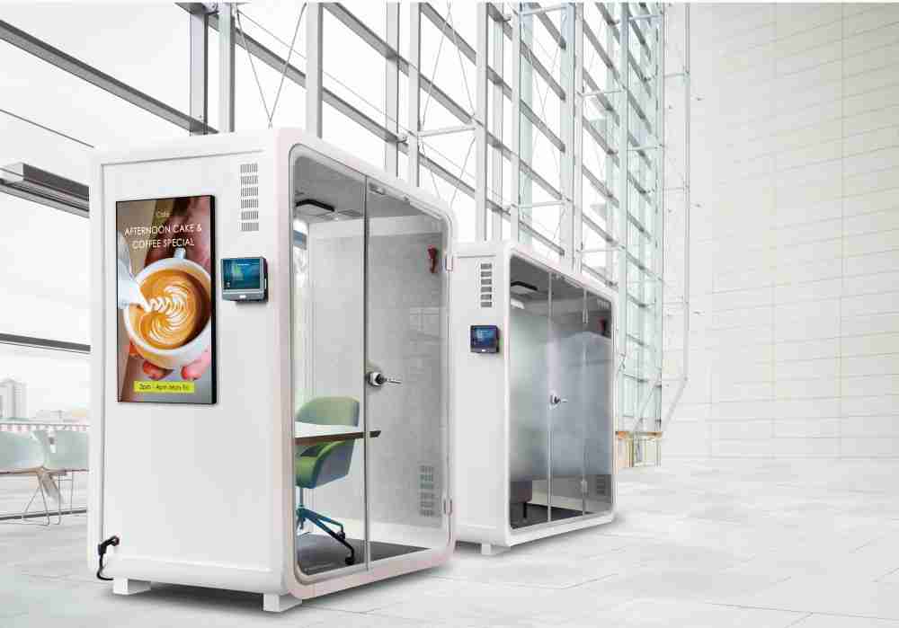 z6mg·人生就是博子公司达擎之智慧行动办公舱，，采用PDLC智能调光玻璃设计，，，，透过通电与断电的电流切换，，，，呈现透明与雾面效果，，具节能降耗特性并兼顾隐私，，，确保信息安全